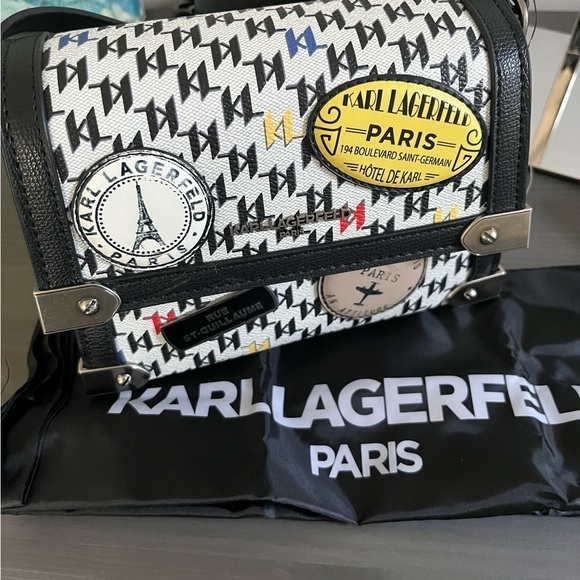 KARL LAGERFELD NWT Marselle Paris Patches Crossbody Trunk in Black RETAILS $198 - Picture 3 of 9